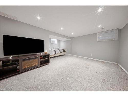 38 Hillbrook Crescent, Kitchener, ON - Indoor