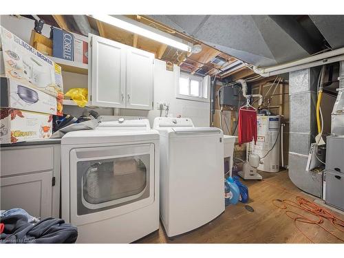 38 Hillbrook Crescent, Kitchener, ON - Indoor Photo Showing Laundry Room