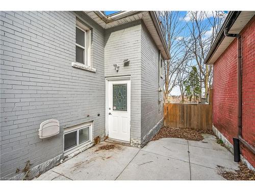 495 Charlton Avenue E, Hamilton, ON - Outdoor With Exterior