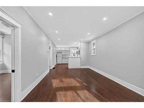 495 Charlton Avenue E, Hamilton, ON - Indoor Photo Showing Other Room