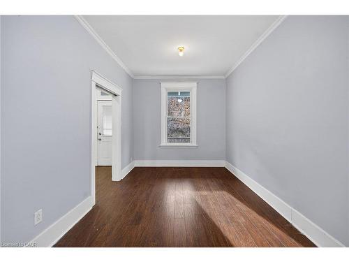 495 Charlton Avenue E, Hamilton, ON - Indoor Photo Showing Other Room