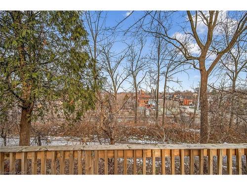 495 Charlton Avenue E, Hamilton, ON - Outdoor