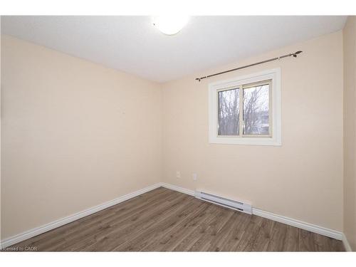 112 Green Valley Drive, Kitchener, ON - Indoor Photo Showing Other Room