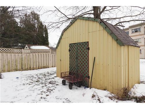 112 Green Valley Drive, Kitchener, ON - Outdoor