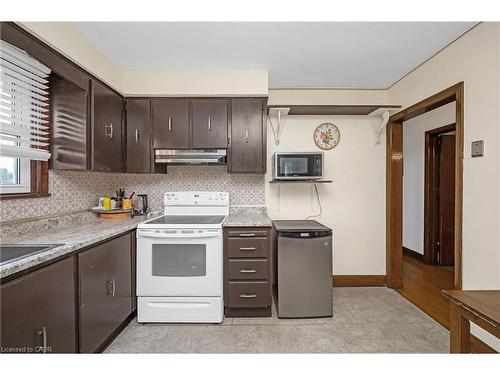 676 Upper Wentworth Street, Hamilton, ON - Indoor Photo Showing Kitchen