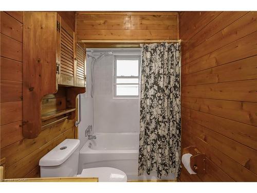 676 Upper Wentworth Street, Hamilton, ON - Indoor Photo Showing Bathroom