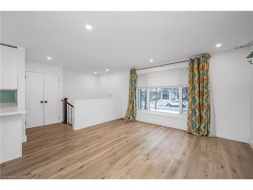 3346 Hannibal Road, Burlington, ON - Indoor