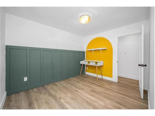3346 Hannibal Road, Burlington, ON - Indoor Photo Showing Other Room