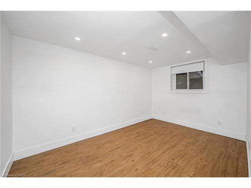 3346 Hannibal Road, Burlington, ON - Indoor Photo Showing Other Room