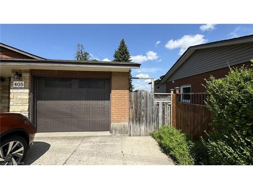 2-408 Erb Street W, Waterloo, ON - Outdoor With Exterior