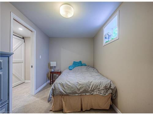 23 Mayo Avenue, Cambridge, ON - Indoor Photo Showing Bedroom