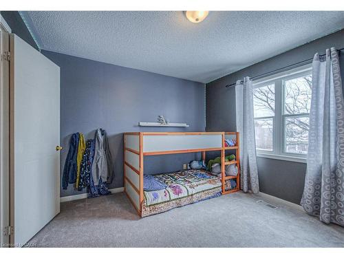 23 Mayo Avenue, Cambridge, ON - Indoor Photo Showing Bedroom