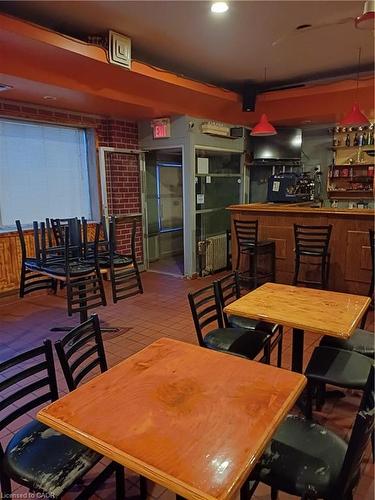 419 Barton Street E, Hamilton, ON 