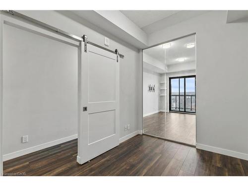 1306-15 Queen Street S, Hamilton, ON - Indoor Photo Showing Other Room