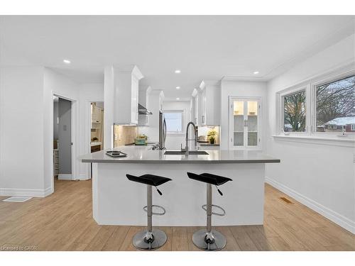 83 Elgin Crescent, Waterloo, ON - Indoor Photo Showing Kitchen With Upgraded Kitchen