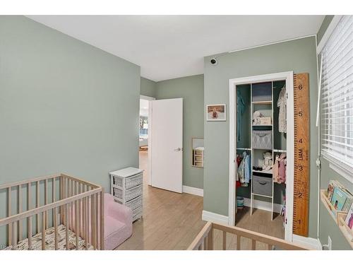 83 Elgin Crescent, Waterloo, ON - Indoor Photo Showing Bedroom