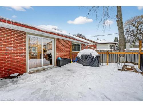 83 Elgin Crescent, Waterloo, ON - Outdoor With Exterior