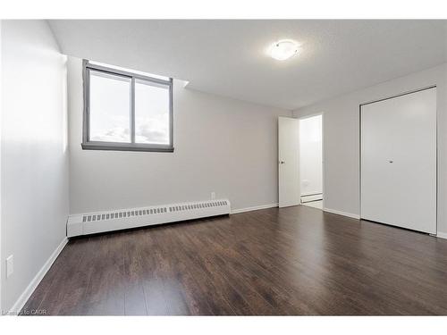 1014-770 Hager Avenue, Burlington, ON - Indoor Photo Showing Other Room