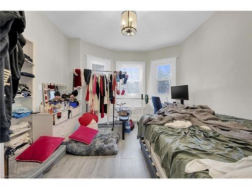 76 Wellington Street S, Hamilton, ON 