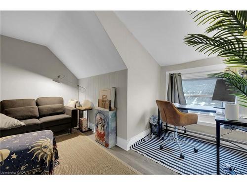 76 Wellington Street S, Hamilton, ON 