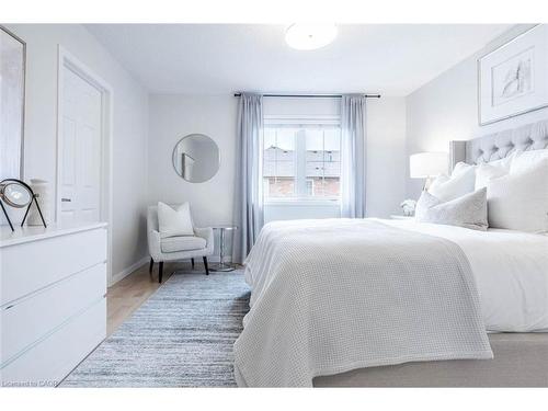 Upper-259 Higginbotham Crescent, Milton, ON - Indoor Photo Showing Bedroom