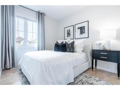Upper-259 Higginbotham Crescent, Milton, ON - Indoor Photo Showing Bedroom