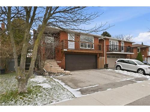 2344 Glastonbury Road, Burlington, ON - Outdoor With Balcony