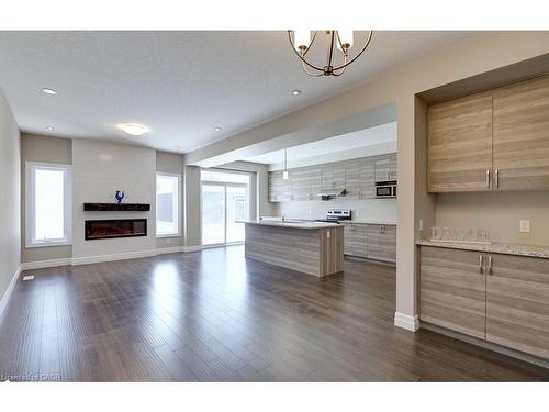 2961 Turner Crescent, London, ON - Indoor Photo Showing Other Room