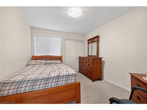3175 Bunkerhill Place, Burlington, ON - Indoor Photo Showing Bedroom