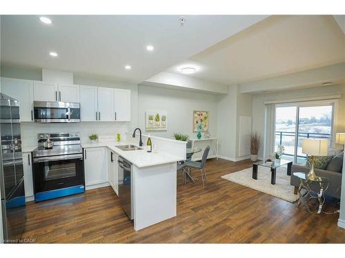107-7 Kay Crescent, Guelph, ON - Indoor Photo Showing Kitchen With Double Sink With Upgraded Kitchen
