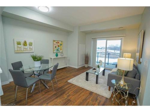 107-7 Kay Crescent, Guelph, ON - Indoor