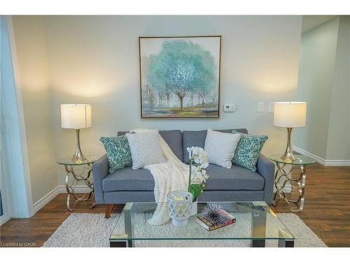 107-7 Kay Crescent, Guelph, ON - Indoor Photo Showing Living Room