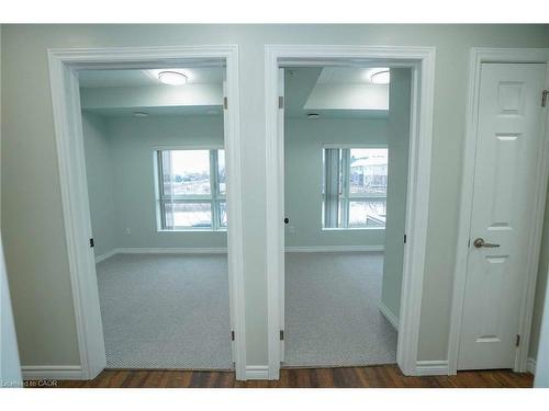 107-7 Kay Crescent, Guelph, ON - Indoor Photo Showing Other Room