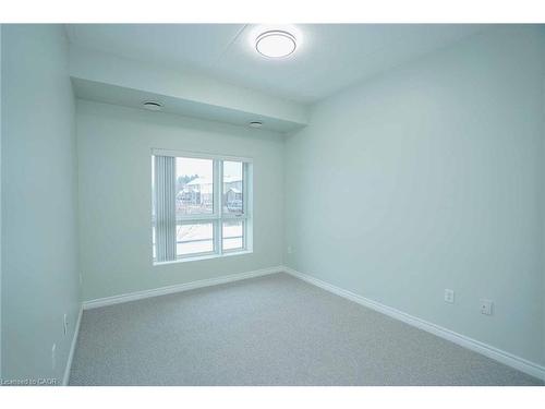 107-7 Kay Crescent, Guelph, ON - Indoor Photo Showing Other Room