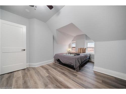 120 Robinson Street, Hamilton, ON - Indoor Photo Showing Bedroom
