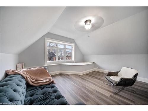 120 Robinson Street, Hamilton, ON - Indoor