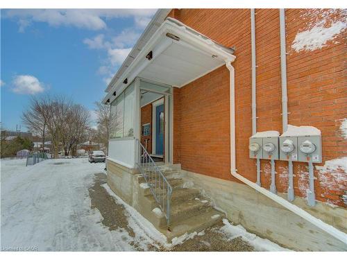 196 Allen Street E, Waterloo, ON 