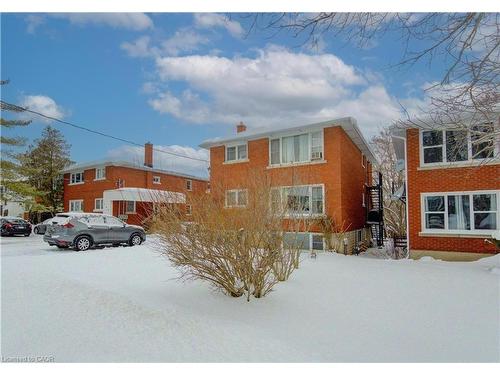 196 Allen Street E, Waterloo, ON 