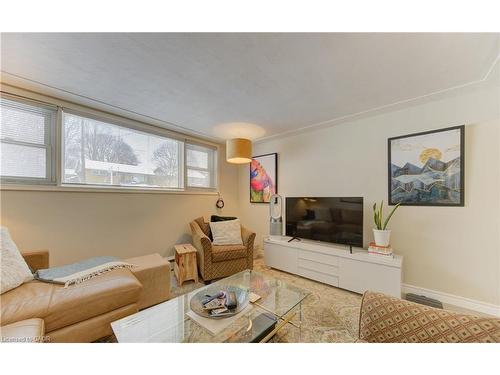 196 Allen Street E, Waterloo, ON 