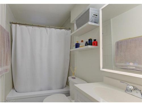 196 Allen Street E, Waterloo, ON 