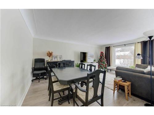 196 Allen Street E, Waterloo, ON 