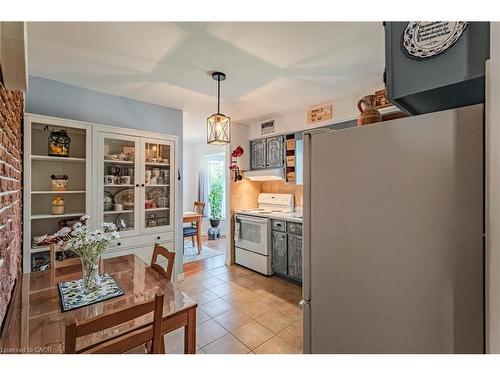 26 Douglas Avenue, Simcoe, ON - Indoor Photo Showing Kitchen