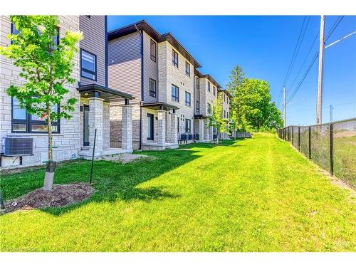 90-51 Sparrow Avenue, Cambridge, ON - Outdoor