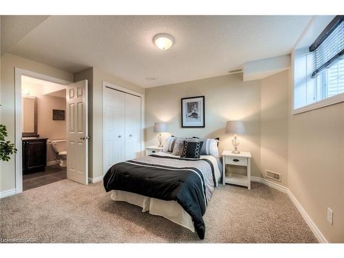 A-750 Bleams Road, Kitchener, ON - Indoor Photo Showing Bedroom