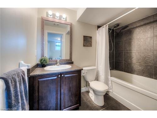 A-750 Bleams Road, Kitchener, ON - Indoor Photo Showing Bathroom