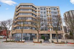305-66 Bay Street S Hamilton, ON L8P 4Z6