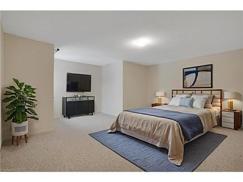 310 Fallowfield Drive, Kitchener, ON - Indoor Photo Showing Bedroom