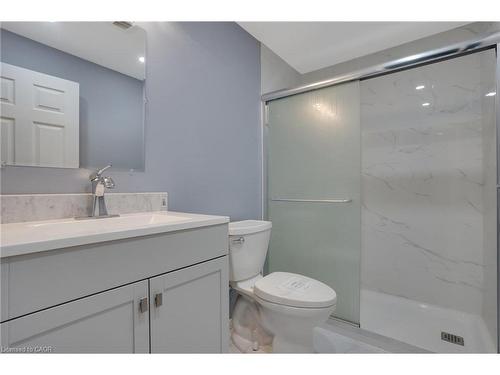 310 Fallowfield Drive, Kitchener, ON - Indoor Photo Showing Bathroom