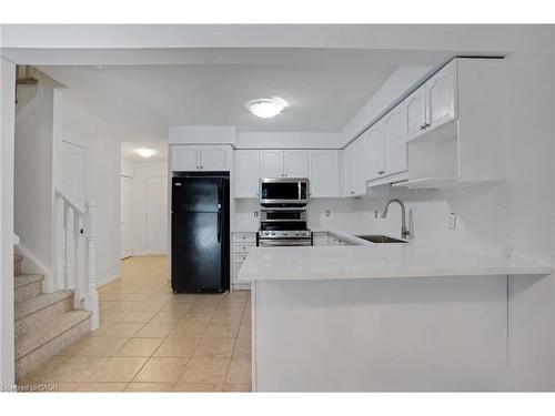 310 Fallowfield Drive, Kitchener, ON - Indoor Photo Showing Kitchen