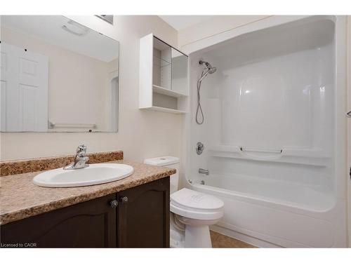 310 Fallowfield Drive, Kitchener, ON - Indoor Photo Showing Bathroom